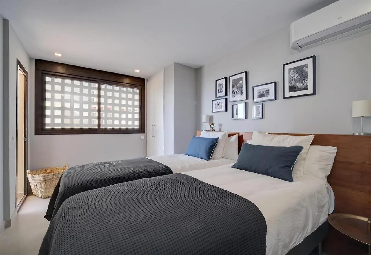 Estepona Boulevard Renovated Madrid Apartment